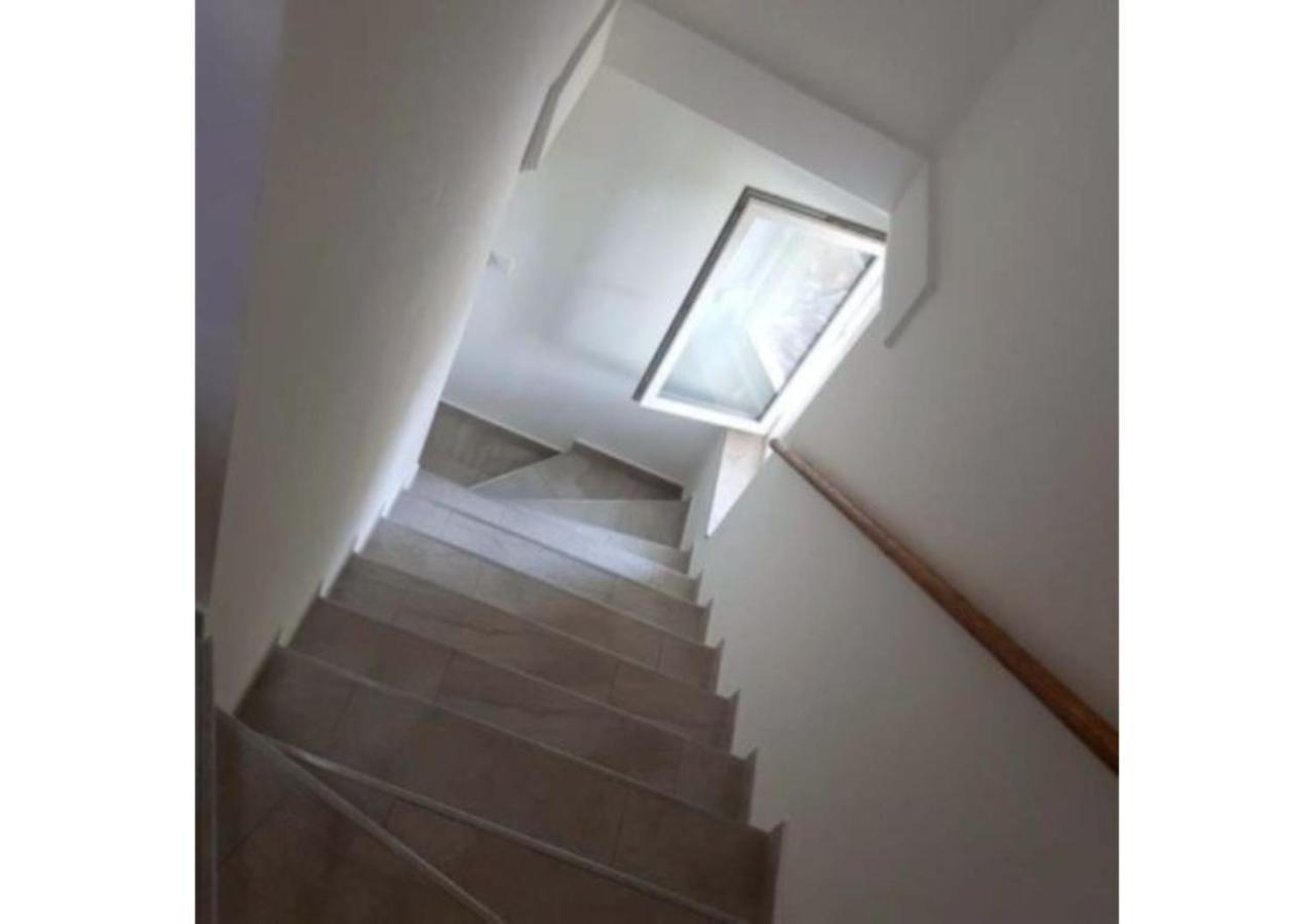 Forras Vendeghaz Apartment Tata Exterior foto